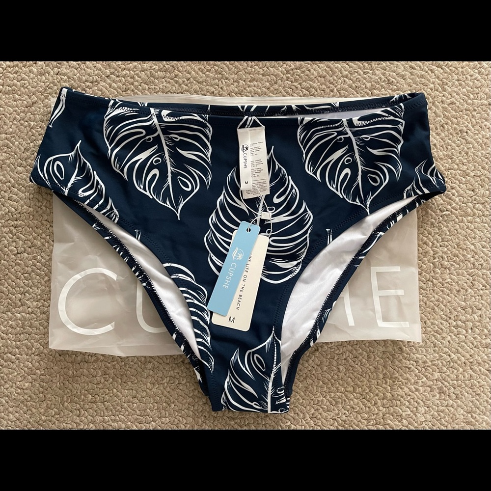 Women’s CUPSHE Palm Print High Waisted Bikini Bottom, Medium